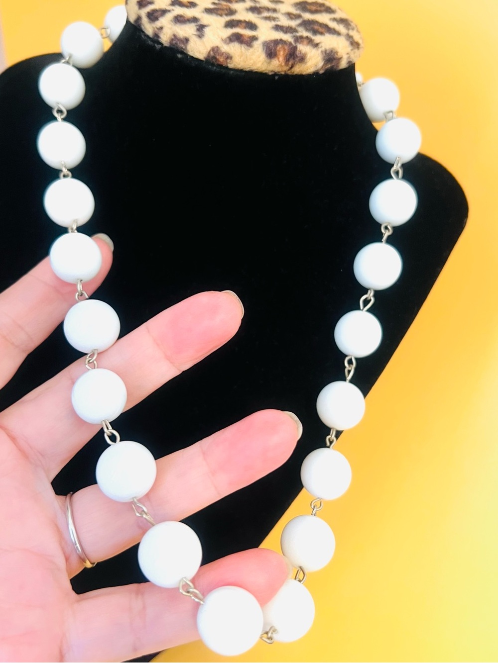 Vintage Milk glass Bead Necklace - Women's Jewelry
